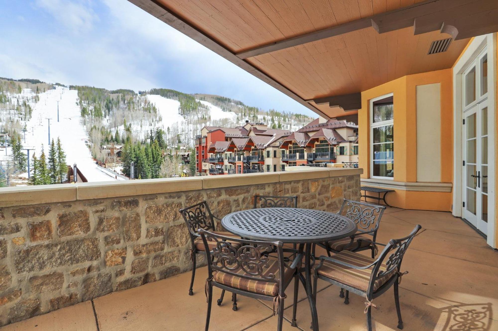 The Arrabelle At Vail Square, A Rockresort Экстерьер фото